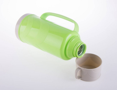 塑料杯 日常便利與環(huán)保思考