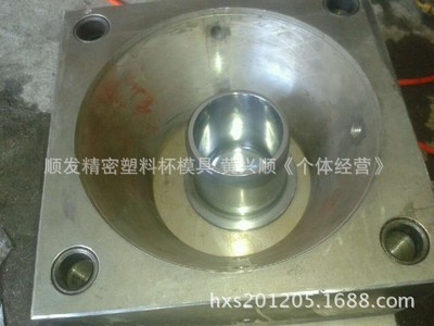 雙層連體啤酒杯 廠家、價格與產品特點全解析