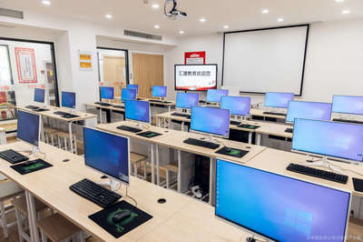 匯建教育咨詢 引領教育信息咨詢新航向，點亮學子未來之路